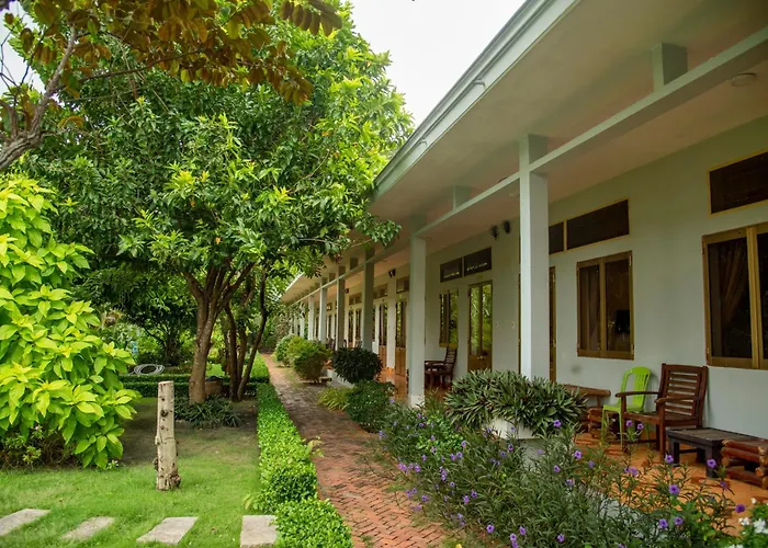 Phương Nhung Khách sạn 2*